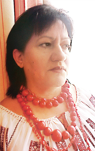 Рябова (Гончарова) Людмила Андріївна